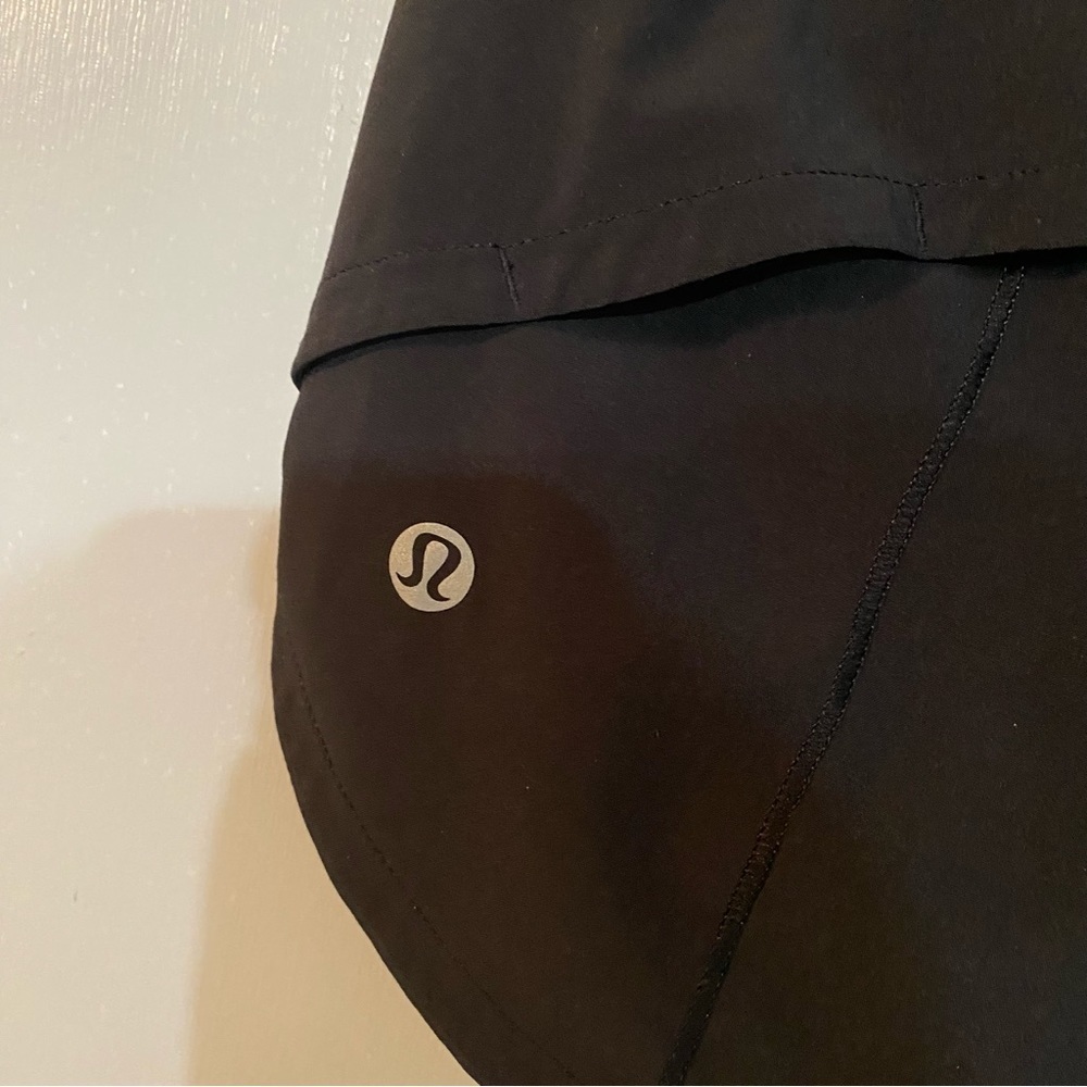 LULUEMON Black Running Shorts Size 4 - Picture 5 of 11